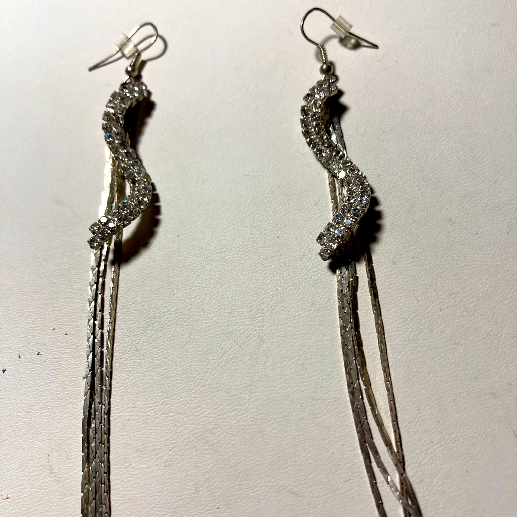 Long Pierced Earrings Silver 593